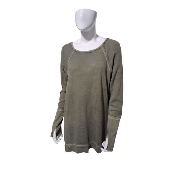 Sundance Super Grunge Women's Medium Distressed Prep Raw Hem Holes Jacked-up Top - Picture 2 of 15